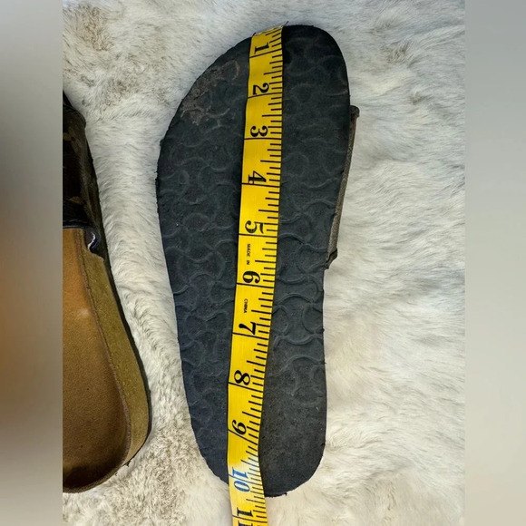 Louis Vuitton sliders authentic strap (only) but custom soles unisex size 8.5 - Picture 6 of 8